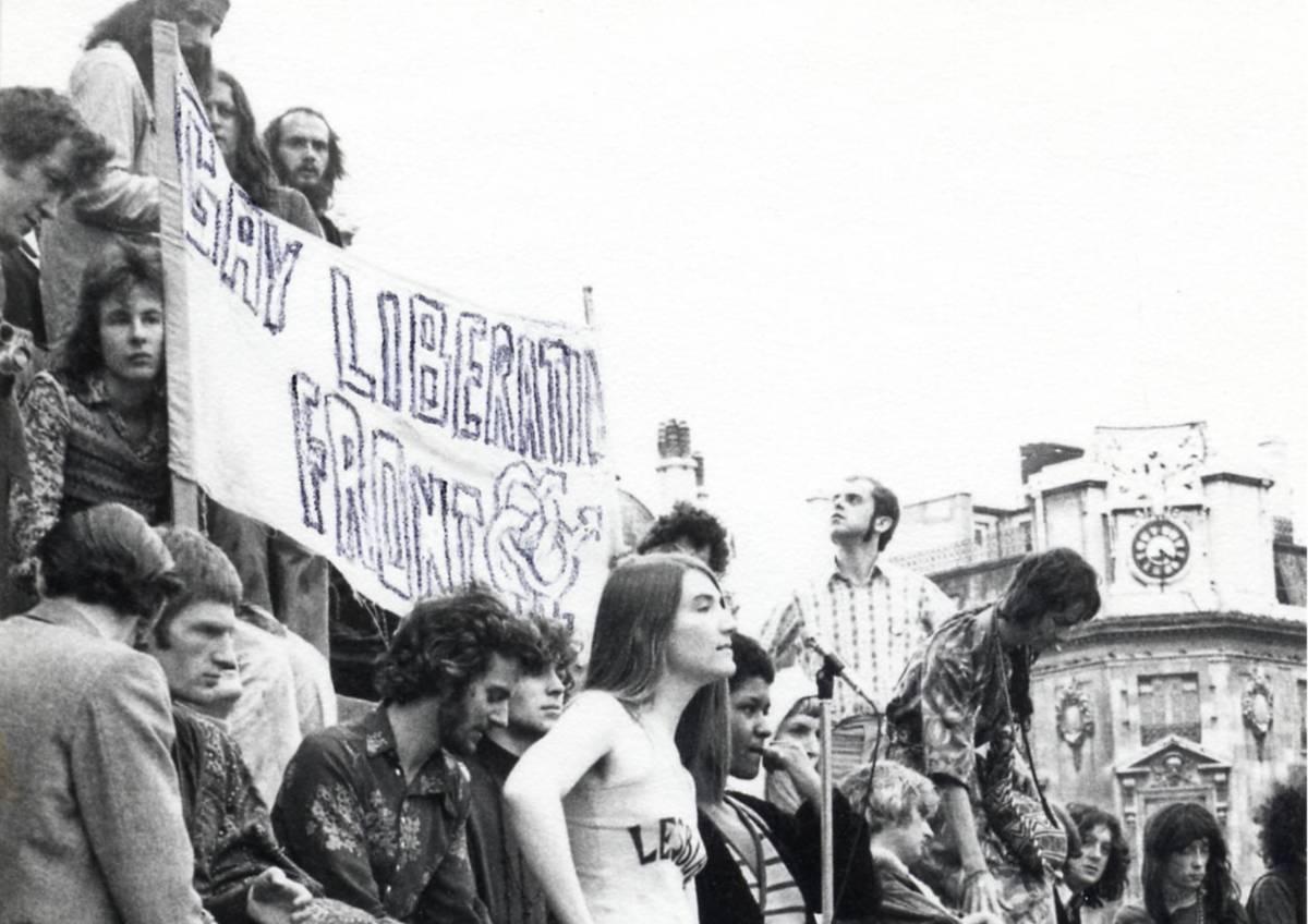 Marches des fiertés : une histoire récente