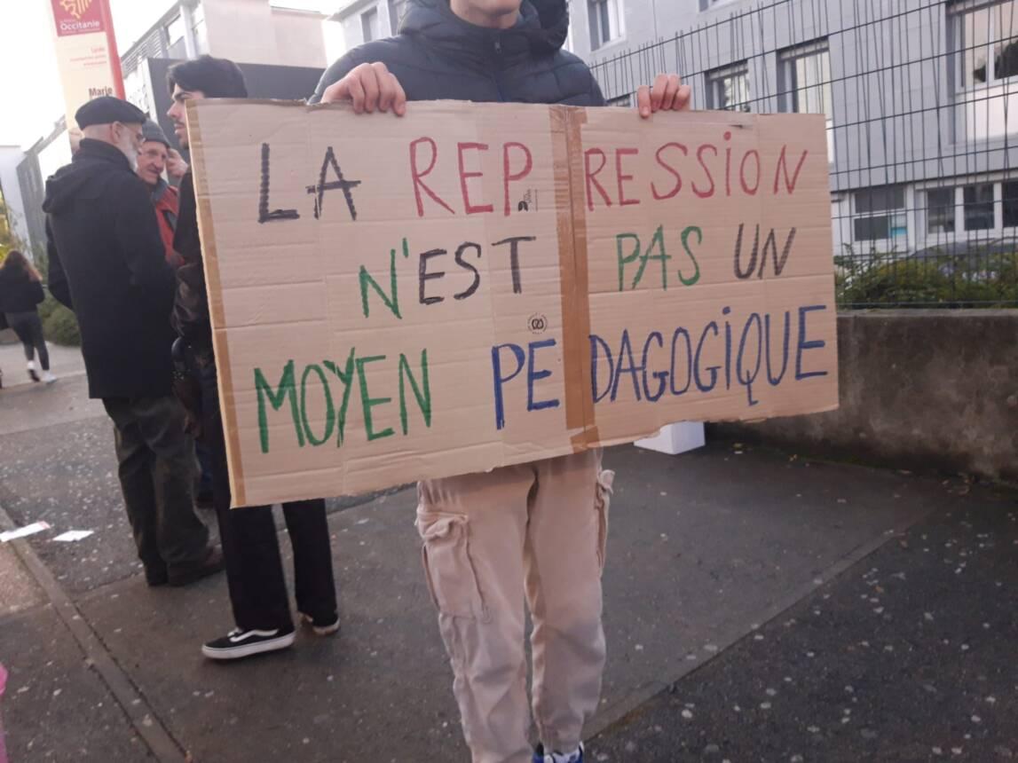 « Entendez le cri de désespoir des lycéens, ne nous réprimez pas ! »