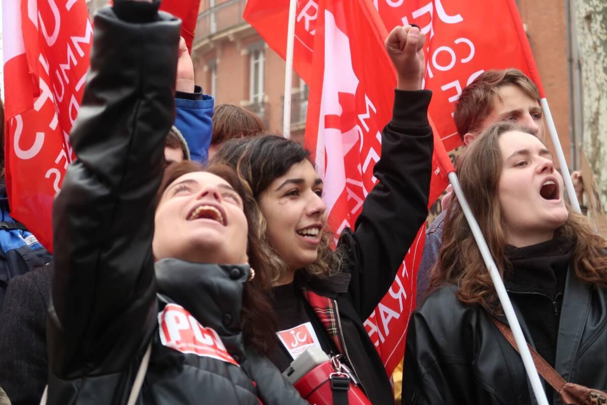 « La mobilisation des jeunes fait faire des cauchemars au gouvernement »