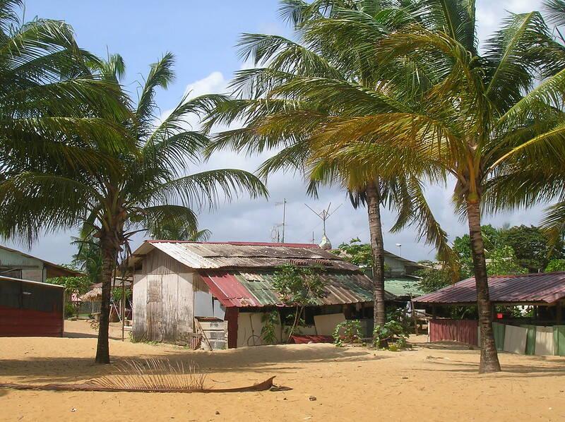 L’État abandonne-t-il les jeunes amérindiens de Guyane ?