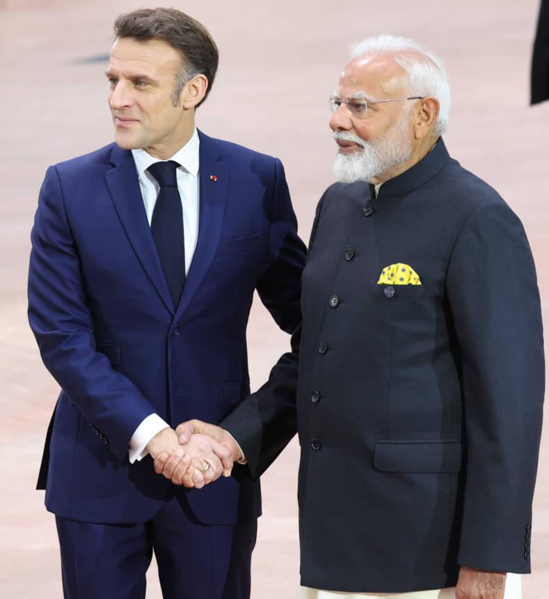 Macron : intelligence artificielle, bêtise authentique