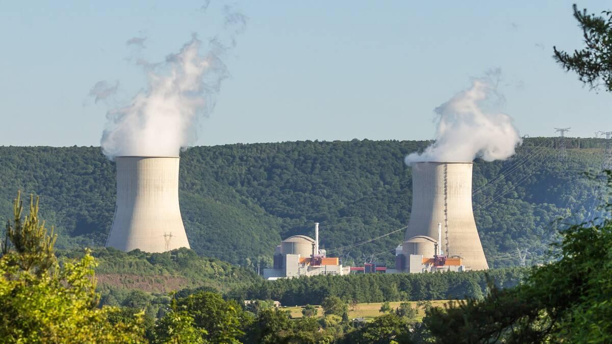 Difficultés du nucléaire en été : une bonne raison d’en finir avec nos réacteurs ?